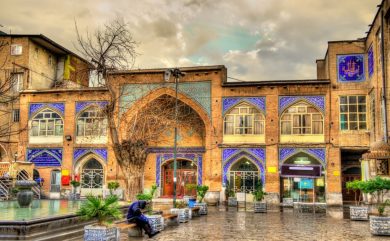 پوستر منظره از بنای تاریخی تهران